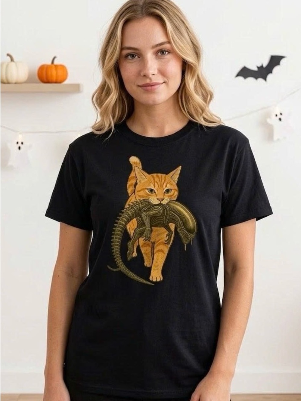 Jonesy Cat Xenomorph Alien Graphic Tee | Sci-Fi Horror Movie T-Shirt